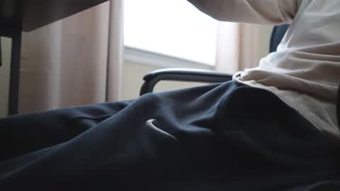 Snapshot of scb894682 chatting on 02-05-26, 12:04 Skinny College Boy online show from 02-05-26, 12:04