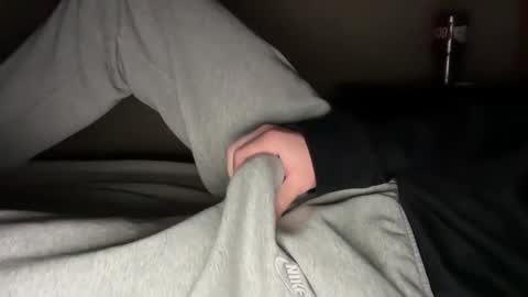 Snapshot of scb894682 chatting on 03-14-26, 06:19 Skinny College Boy online show from 03-14-26, 06:19