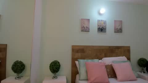 SCARLET online show from 04-23-26, 11:09