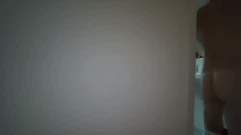 Snapshot of sceno999 chatting on 09-22-25, 02:30 sceno999 online show from 09-22-25, 02:30