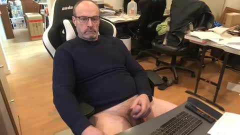 schief6218 online show from 03-07-26, 05:32