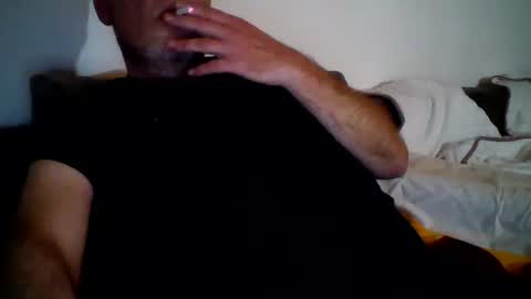 Snapshot of schnibschnab chatting on 09-25-25, 03:05 schnibschnab online show from 09-25-25, 03:05