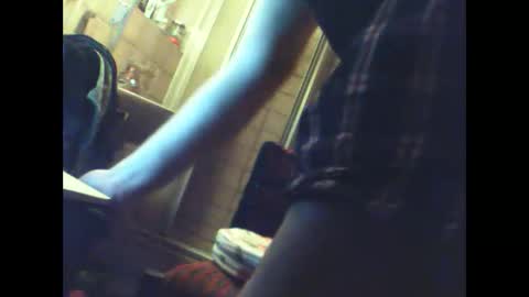 Snapshot of schnibschnab chatting on 11-03-25, 02:24 schnibschnab online show from 11-03-25, 02:24