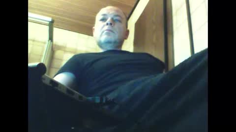 Snapshot of schnibschnab chatting on 11-03-25, 10:42 schnibschnab online show from 11-03-25, 10:42
