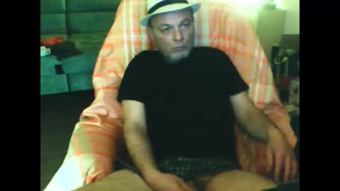 Snapshot of schnibschnab chatting on 03-11-26, 02:17 schnibschnab online show from 03-11-26, 02:17