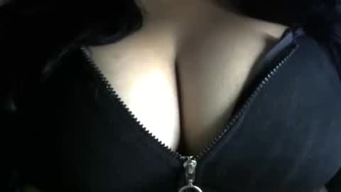 Snapshot of schoco_milf chatting on 09-26-25, 11:31 mai latina online show from 09-26-25, 11:31