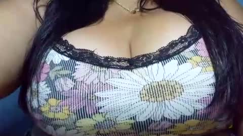 mai latina online show from 07-23-26, 01:58