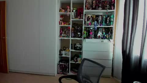 Snapshot of school_love chatting on 07-24-26, 08:12 Rina online show from 07-24-26, 08:12