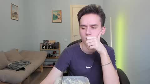 Thomas brunette and Alex blond online show from 02-27-25, 11:20