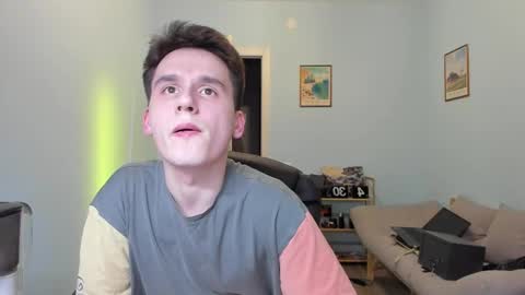 Thomas brunette and Alex blond online show from 03-06-25, 03:13