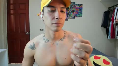 Snapshot of scotrisse chatting on 10-28-25, 06:32 Daniel martinez - Independent model online show from 10-28-25, 06:32