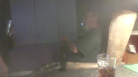 Snapshot of scotsman_62 chatting on 10-27-25, 04:27 scotsman_62 online show from 10-27-25, 04:27