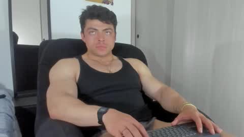 Snapshot of scott__miller chatting on 10-31-25, 03:29 scott__miller online show from 10-31-25, 03:29