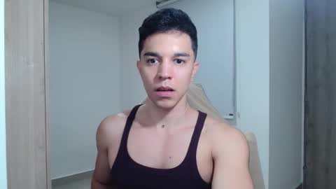 Snapshot of scott_brasher1 chatting on 01-16-25, 10:23 Twitter Scott brasher1 Instagram Camiloestuardo2 online show from 01-16-25, 10:23