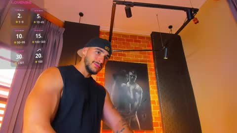 Snapshot of scottfischer_ chatting on 11-20-25, 07:24 Scottfischer online show from 11-20-25, 07:24