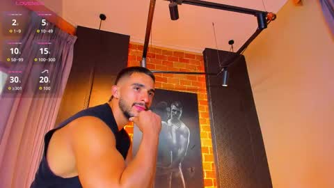 Snapshot of scottfischer_ chatting on 11-21-25, 07:12 Scottfischer online show from 11-21-25, 07:12