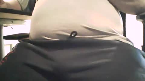 Snapshot of scottie813 chatting on 10-27-25, 04:22 scottie813 online show from 10-27-25, 04:22