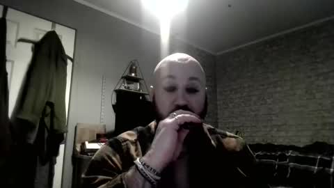 Snapshot of scottish_alien chatting on 03-27-26, 06:51 Richard James online show from 03-27-26, 06:51