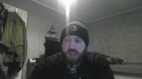 Snapshot of scottish_alien chatting on 04-07-26, 07:53 Richard James online show from 04-07-26, 07:53