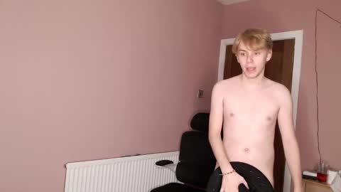 danny online show from 09-24-25, 01:03