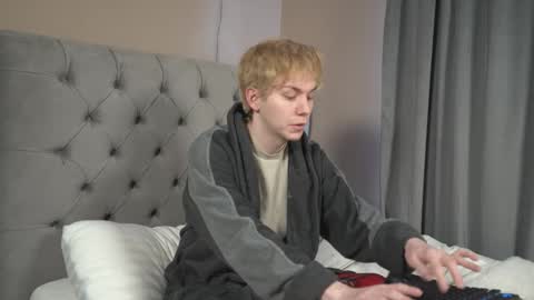 danny online show from 03-03-26, 01:39
