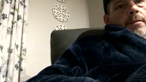 scottj603603 online show from 11-03-25, 08:37