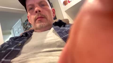 scottj603603 online show from 02-05-26, 05:39