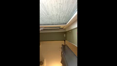 Snapshot of scottyc48 chatting on 02-10-26, 01:59 scottyc48 online show from 02-10-26, 01:59