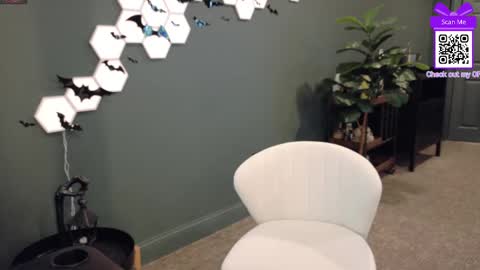 Snapshot of scout_has_fun chatting on 10-20-25, 01:22 Scout has fun online show from 10-20-25, 01:22