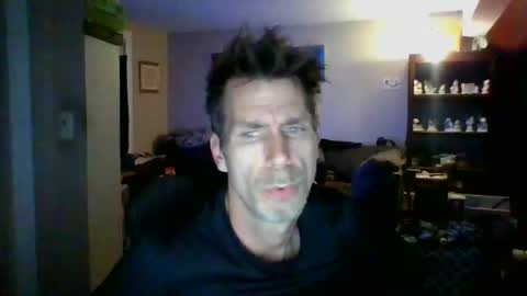 Snapshot of scroach11 chatting on 04-20-26, 01:52 GettOffMyLawn online show from 04-20-26, 01:52