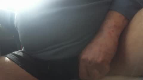 Snapshot of scruff66 chatting on 09-10-25, 06:57 scruff66 online show from 09-10-25, 06:57