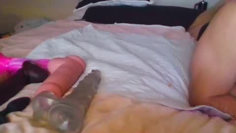 Snapshot of sdbeachfreaks chatting on 02-15-25, 07:16 SDBeachfreaks online show from 02-15-25, 07:16