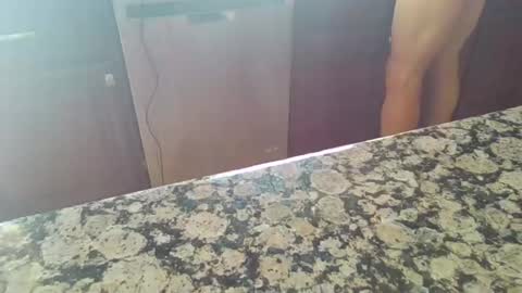 Snapshot of sdbeachfreaks chatting on 03-09-26, 12:14 SDBeachfreaks online show from 03-09-26, 12:14