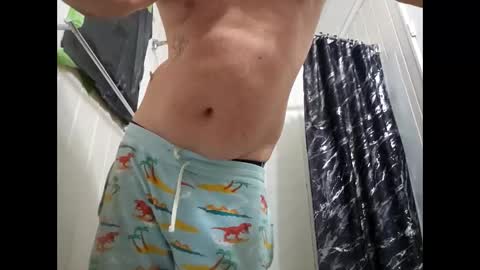 Snapshot of sdraftt45 chatting on 10-05-25, 10:57 Arin online show from 10-05-25, 10:57