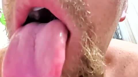 Snapshot of sdraftt45 chatting on 01-13-26, 11:37 Arin online show from 01-13-26, 11:37