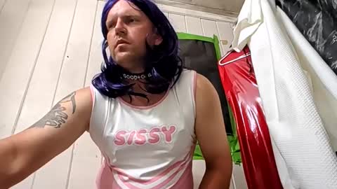 Snapshot of sdraftt45 chatting on 03-09-26, 02:48 Arin online show from 03-09-26, 02:48