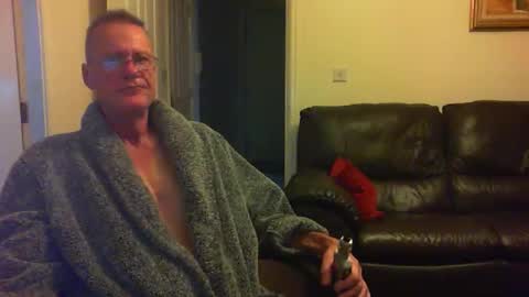 Snapshot of seakrait chatting on 11-12-25, 07:42 seakrait online show from 11-12-25, 07:42