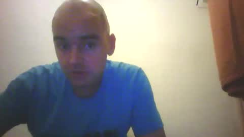 Snapshot of sean20775 chatting on 11-01-25, 02:02 Sean online show from 11-01-25, 02:02