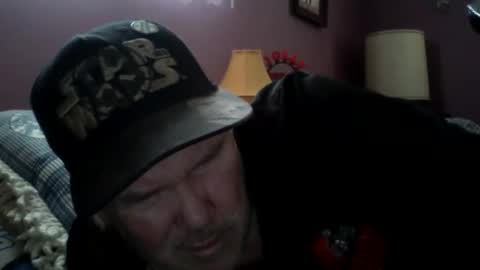 Snapshot of seanstiffy3916 chatting on 03-29-26, 07:25 seanstiffy3916 online show from 03-29-26, 07:25