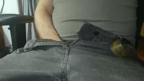 Snapshot of seasideforester chatting on 02-26-25, 06:54 Sea online show from 02-26-25, 06:54