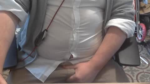 Snapshot of seathrough chatting on 12-04-25, 02:59 Falco J online show from 12-04-25, 02:59