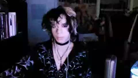 Snapshot of sebas4cruz4 chatting on 03-07-26, 05:26 Moxie online show from 03-07-26, 05:26