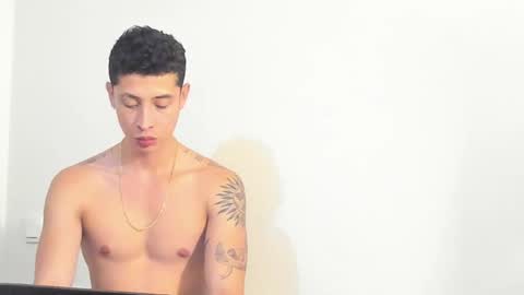 Snapshot of sebas_1122 chatting on 09-18-25, 01:13 SEBASTIAN online show from 09-18-25, 01:13