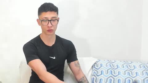 Snapshot of sebas_1122 chatting on 03-21-26, 09:07 SEBASTIAN online show from 03-21-26, 09:07