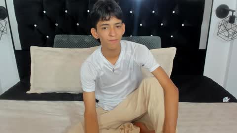 Sebastian Alvarez online show from 10-15-25, 10:10