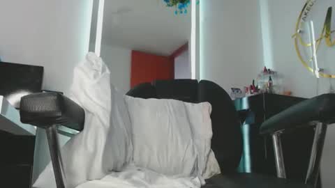    online show from 04-29-26, 05:30