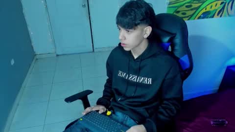 sebas_pretty7 online show from 12-21-25, 12:34