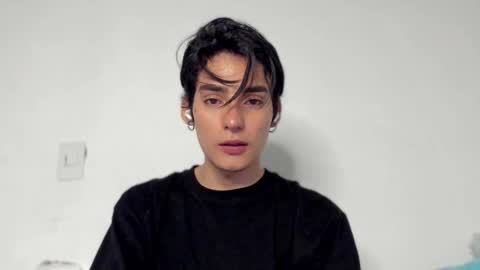 sebastian online show from 12-26-24, 10:52