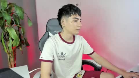 sebastian online show from 03-26-26, 03:39