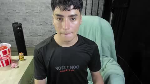 Snapshot of sebas_rosse chatting on 06-24-26, 12:09 sebastian online show from 06-24-26, 12:09